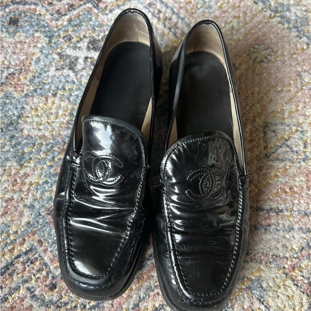 Vintage Chanel Patent Leather Loafers Classic Logo Size 5.5 Made In France